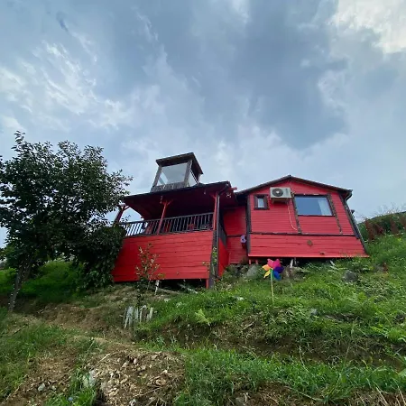 Jakuzili Hobbit House, Essiz Gol Manzarali Sapanca